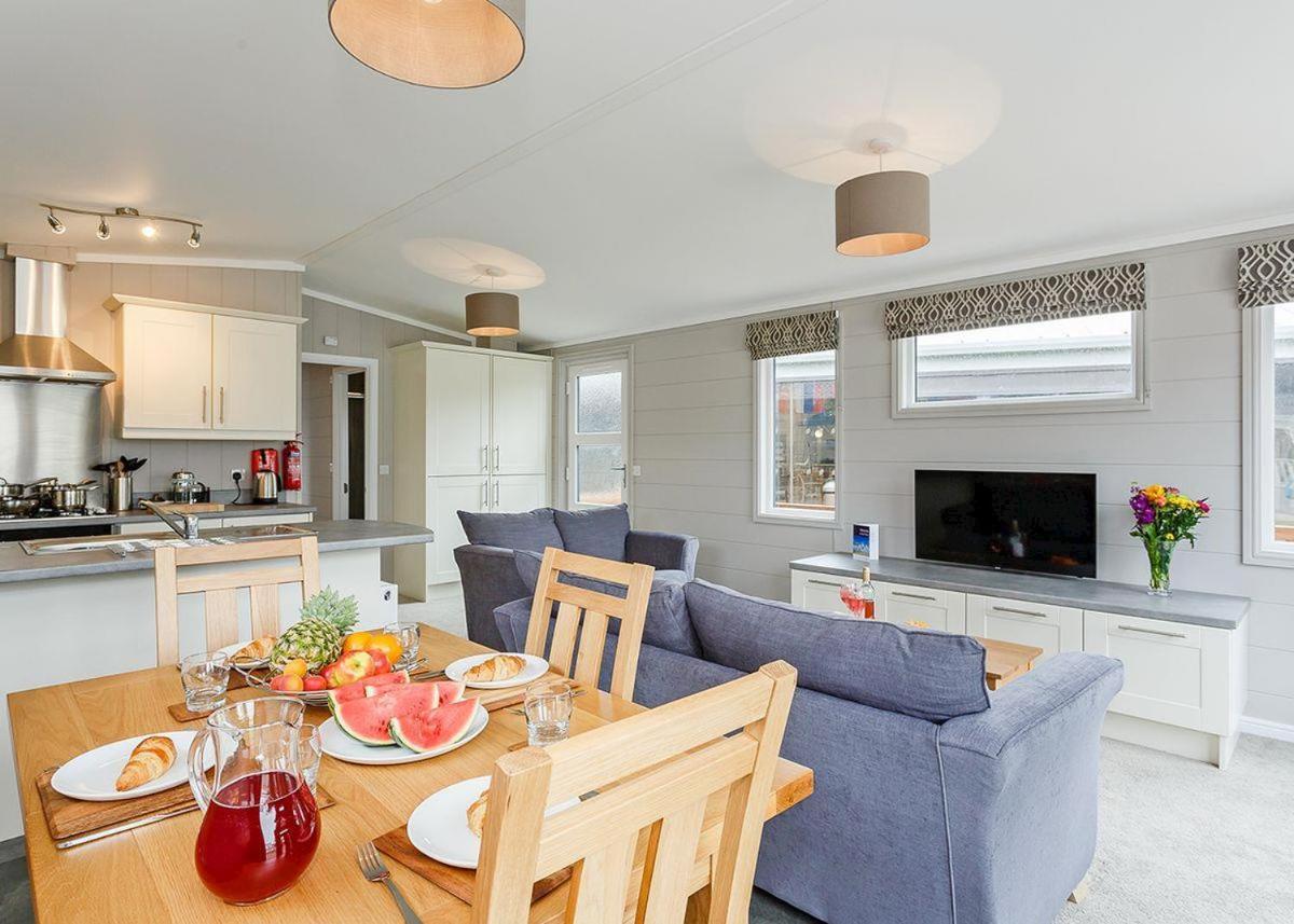 Thanet Well Lodges Ivegill Bagian luar foto