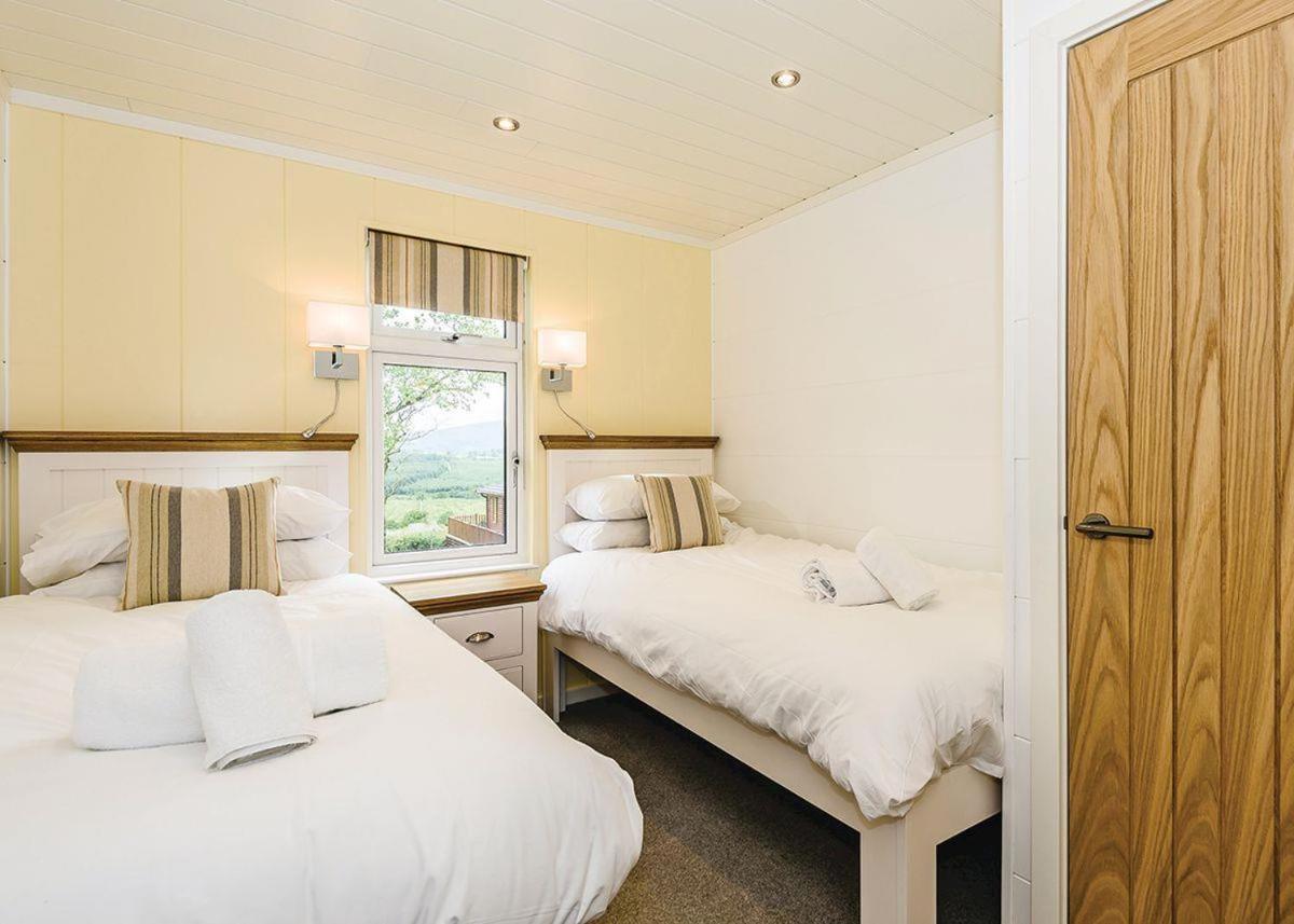 Thanet Well Lodges Ivegill Bagian luar foto