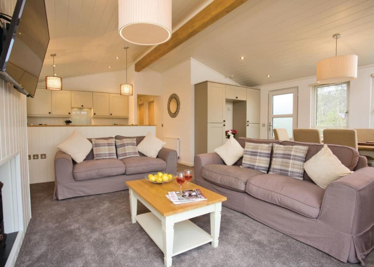Thanet Well Lodges Ivegill Bagian luar foto